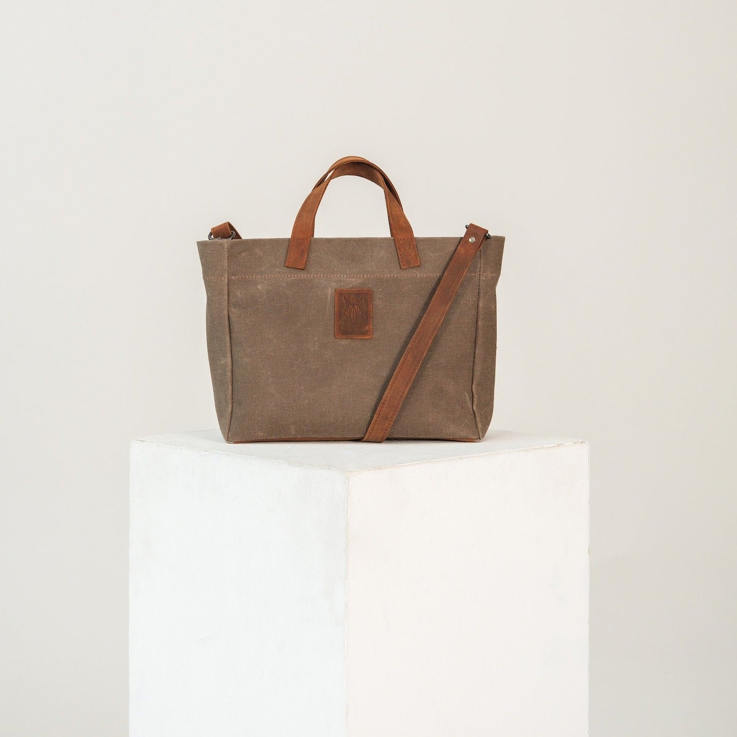 ポーちゃん❅*॰ॱ　MEDIUM AROUND HOBO BAG 楽天市場】CHRISTIAN PEAU クリスチャン ポー クリスチャンポー 2way